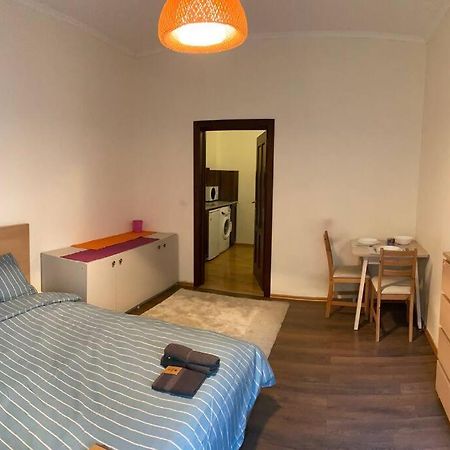Opera Apartment 2 With Wifi & Tv Sofia Exteriör bild